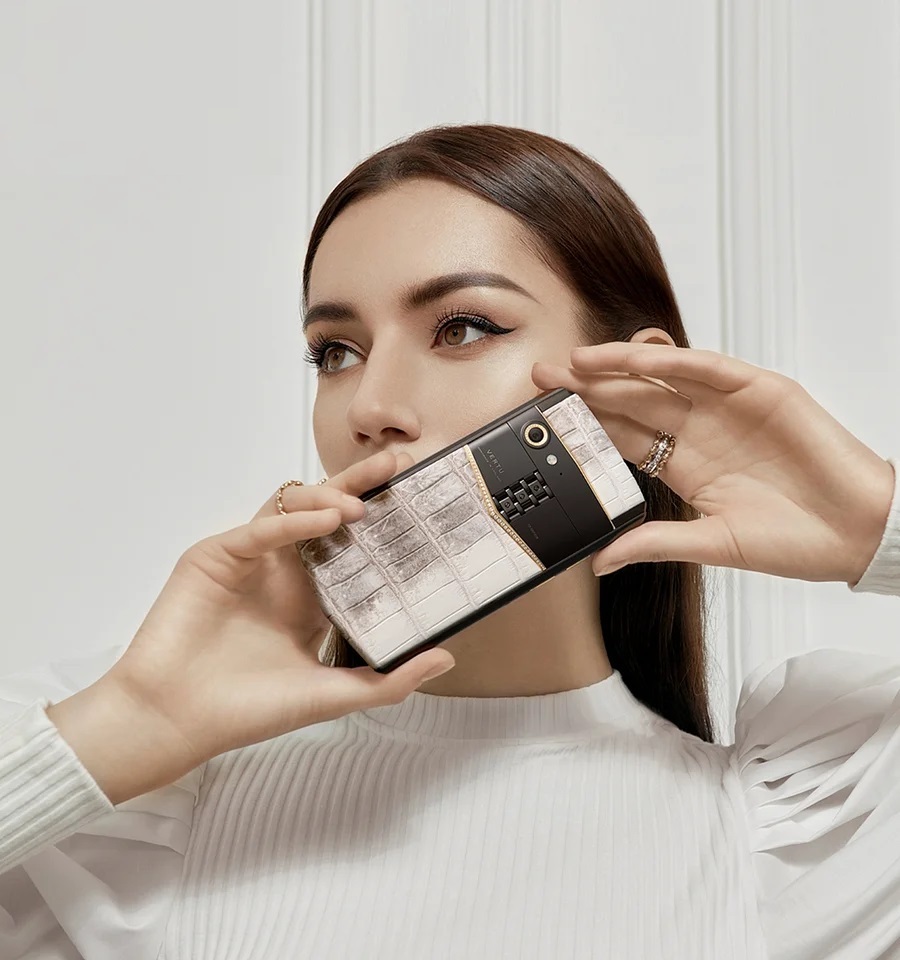 خرید گوشی ورتو مدل آستر پی