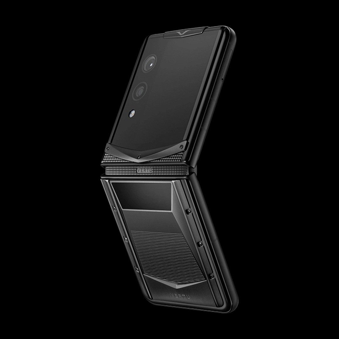 گوشی کوانتوم فلیپ ورتو مدل Vertu Quantum Flip Cyber Black - ورتو موبایل