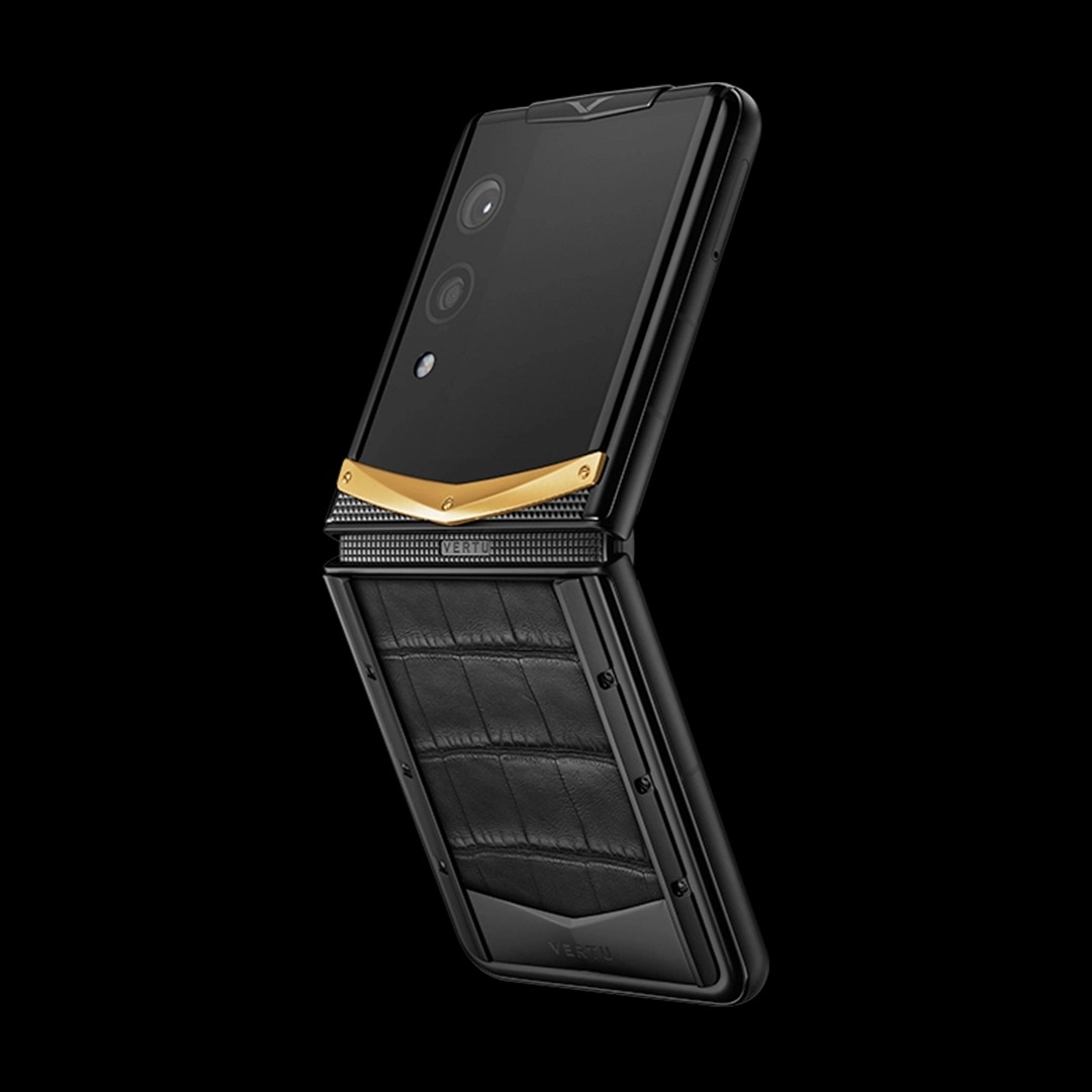 گوشی کوانتوم فیلپ ورتو مدل Vertu Quantum Flip Rewards YG With Gold V Iron Black - ورتو موبایل